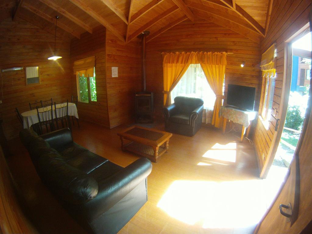 Cabanas Santa Maria Pucón Rum bild